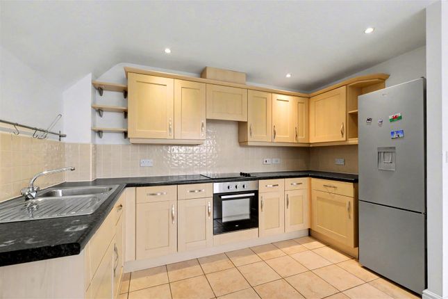 96, Edison Way, Nottingham photo 3