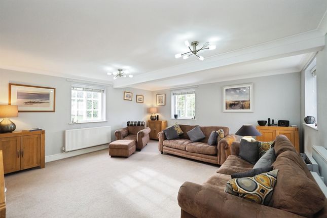 25, Aston Hall Drive, DERBY photo 2