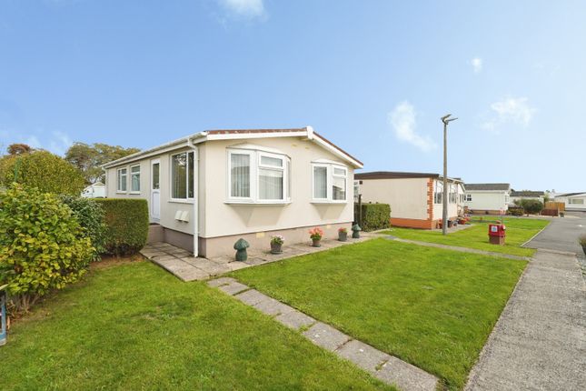 2-bed caravan on Berkeley Vale Park, Gloucestershire, £100,000