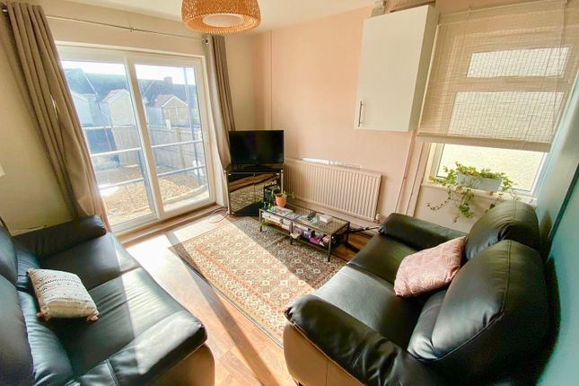 Terraced house to rent in Danygraig Road, Swansea