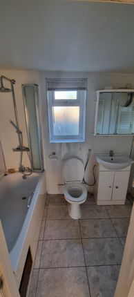 Thumbnail Bungalow to rent in Riley Avenue, Clacton-On-Sea