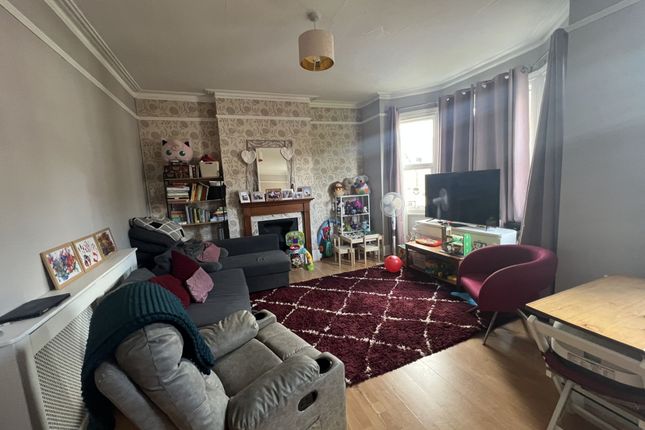 41a Lenham Road, Sutton photo 2