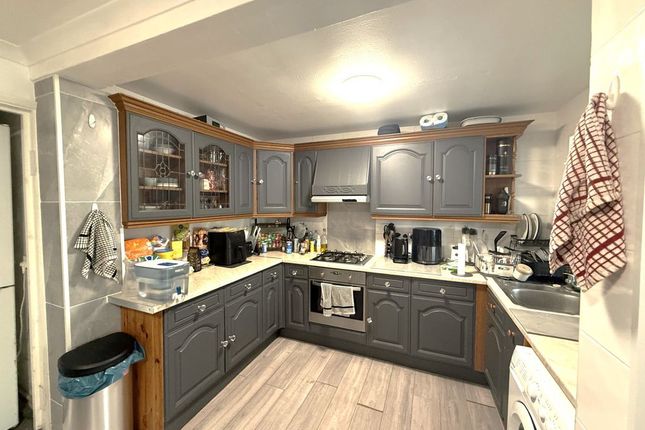 52, Mutton Lane, Potters Bar photo 2