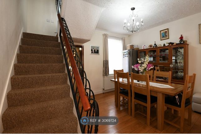 Gloucester Road Upper Edmonton, London photo 4