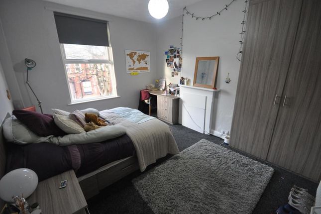Ebberston Terrace, Leeds photo 3