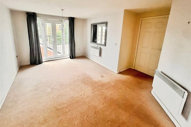 53, Hendeley Court, Staffordshire photo 2