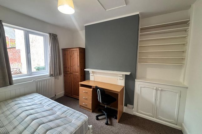 71, Victoria Street, Exeter photo 4