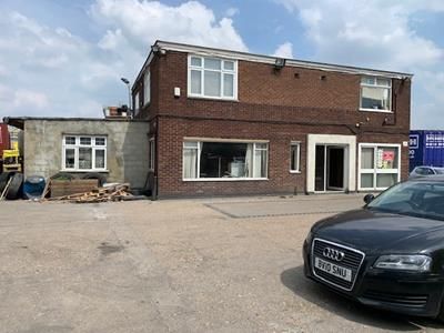 Light industrial to let in River Road, Barking, Essex