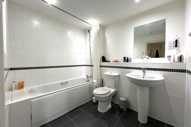 Flat 5, Academy House, 9 - 11, Ongar Road, Brentwood photo 5
