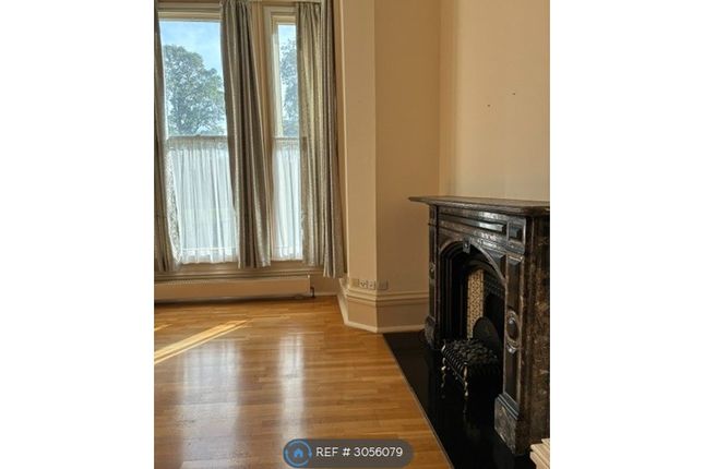 Flat, Dawson House Beverley Road, Hull photo 3