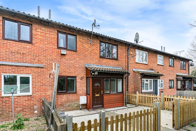 1-bed house on 5, Wrangthorne Walk, Croydon, £275,000