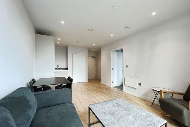 Flat 27, Axis Tower, 9, Whitworth Street West, Greater Manchester photo 2