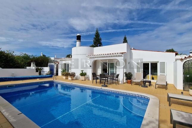 Villa for sale in Carvoeiro - Vale De Milho, Lagoa E Carvoeiro, Lagoa Algarve