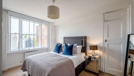 Flat 67, 39, Hill Street, London photo 4