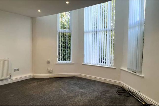 9, Cearns Road, Prenton photo 4