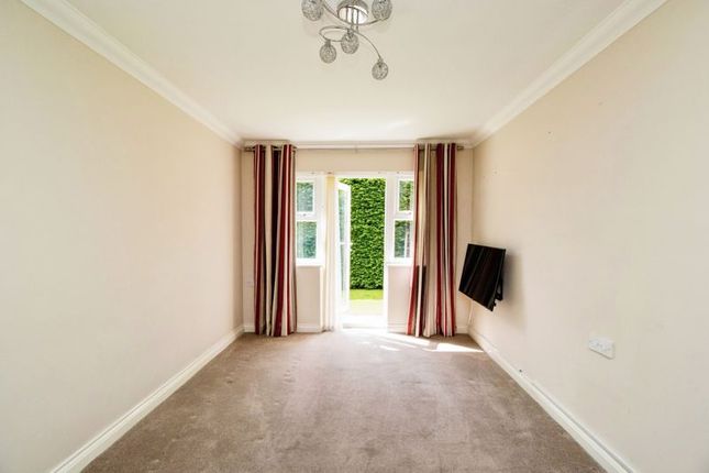 Thumbnail Flat for sale in Willow Lodge, Benfleet