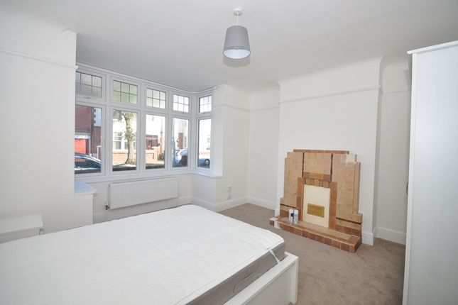 Room to rent in Amberley Road, Portsmouth