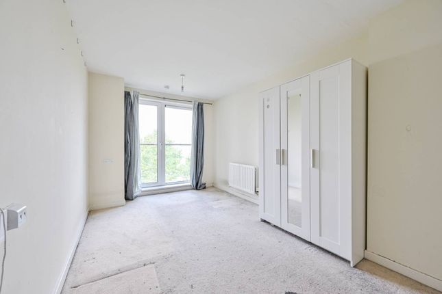 Thumbnail Flat for sale in Bendish Point, Thamesmead, London