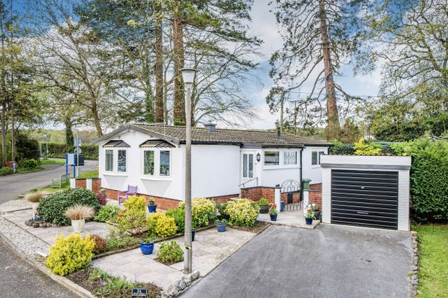 Mobile/park home for sale in Five Acres, New Park, Bovey Tracey, Newton Abbot
