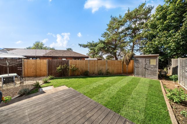 29, Ridgewell Close, Lincoln photo 4