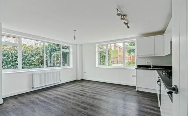 Thumbnail Flat for sale in Chesterfield Road, Goring, Worthing