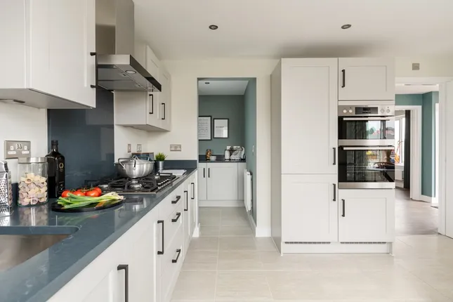 Taylor Wimpey - The Atrium @ Overstone