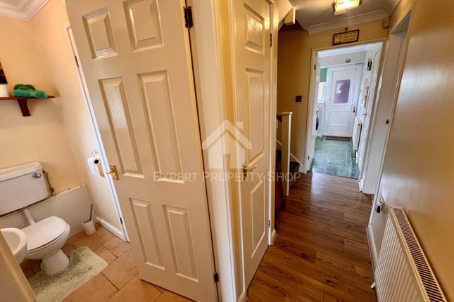 166, Plantation Hill, Worksop photo 5