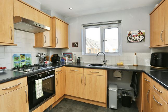 7, Deer Walk, Southampton photo 5
