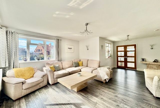 36 Vincent Road, Selsey photo 3
