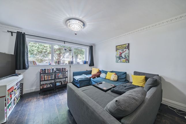 2 West Ridge Court, 32, Park Hill, Ealing photo 3