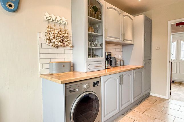 1 Collins Drive, Accrington photo 3