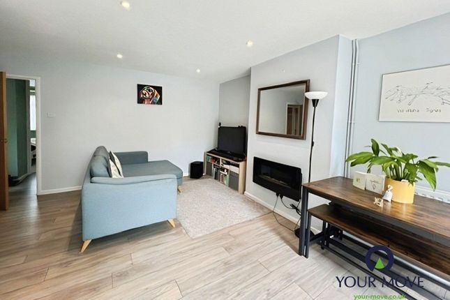 99, Tritton Fields, Ashford photo 2