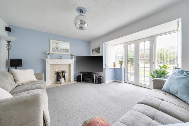 44, Redstart Road, Somerset photo 3