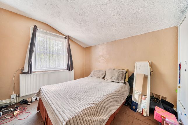 13, Malpas Road, London photo 4