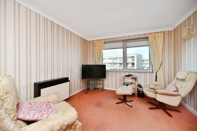 Flat 48, Homeridge House, Longridge Avenue, Brighton photo 2