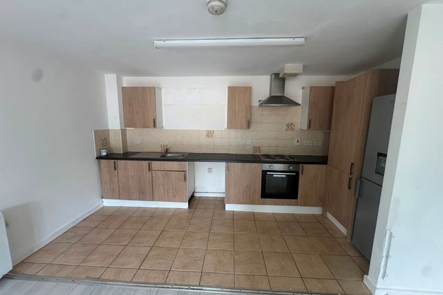 Flat 3, Tipton photo 2