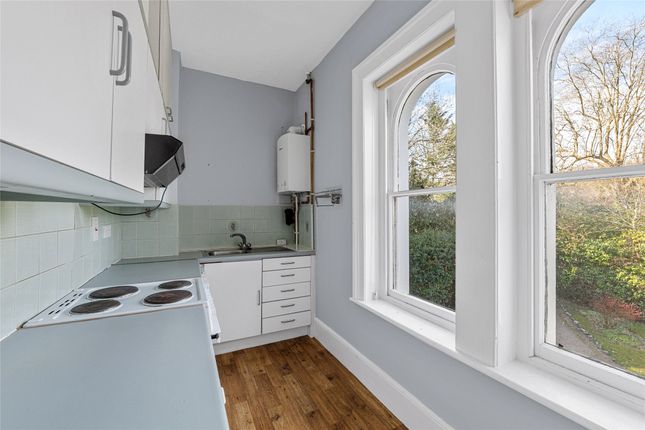 Flat 5, Kilmarnock, 30, Wray Park Road, Surrey photo 3
