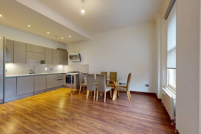 Thumbnail Flat to rent in Courtfield Road, London