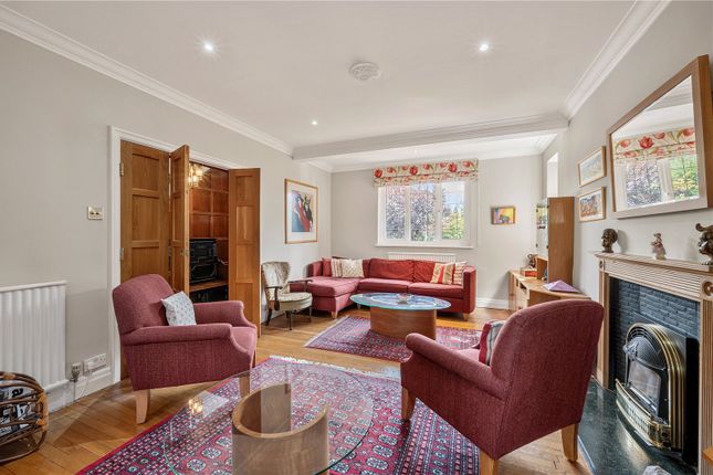 3, Wolsey Close, Surrey photo 4