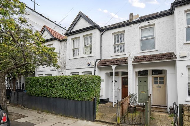 Maisonette for sale in Clarendon Road, Colliers Wood, London