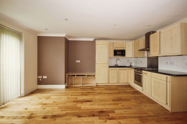 Flat for sale in Bread And Meat Close, Warwick