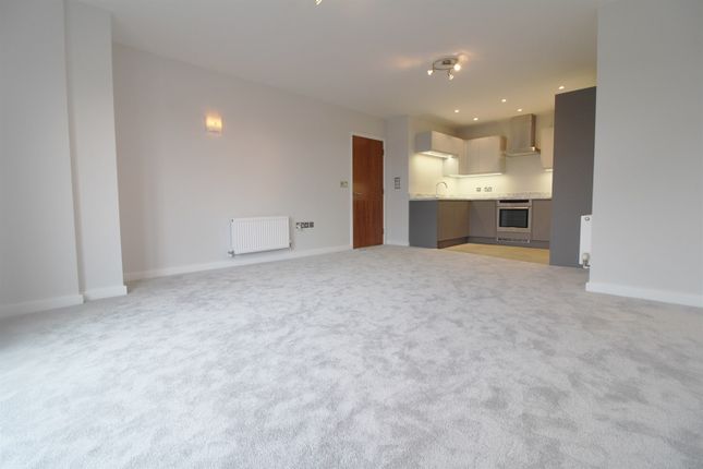 16, The Meridian, Kenavon Drive, Reading photo 2