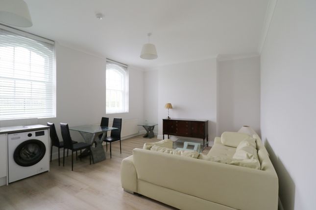 10 Lancaster House, Borough Road, London photo 2