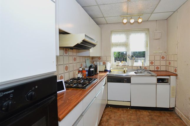 102, Rosebery Road, Hounslow photo 4