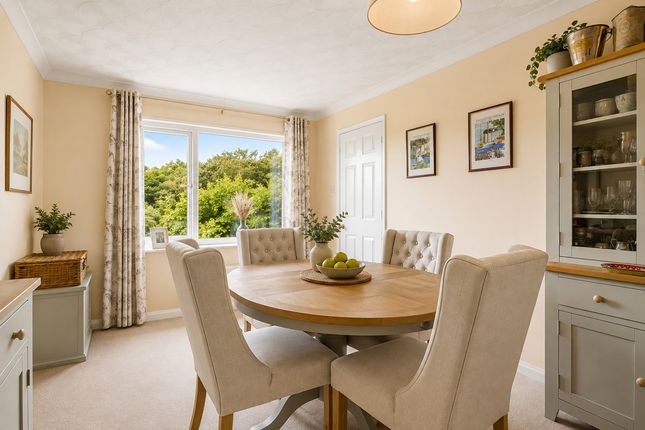 19, Turnavean Road, St. Austell photo 4