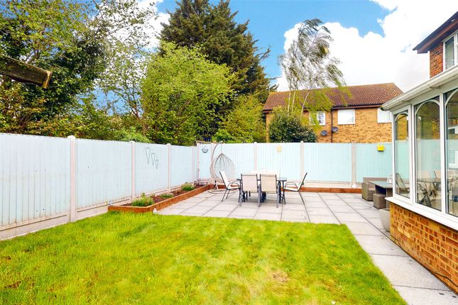 Link-detached house for sale in Wethersfield Way, Wickford, Essex