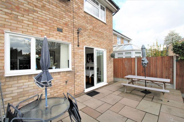 Semi-detached house for sale in Roundcroft, Cheshunt, Waltham Cross
