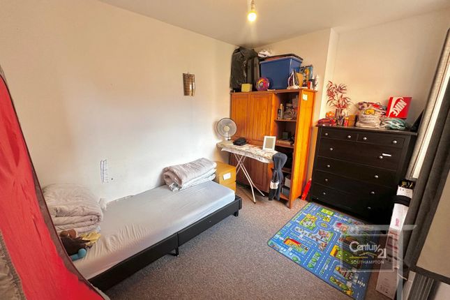 17, Wordsworth Road, SOUTHAMPTON photo 3
