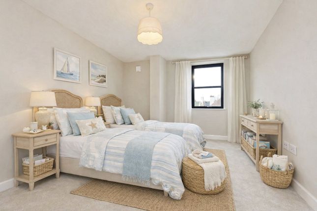 9 The Tides, 22-23, St Georges Terrace, Kent photo 3