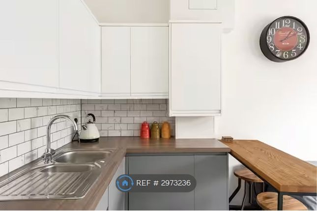 Flat   Trowbridge Road, Bradford On Avon photo 5